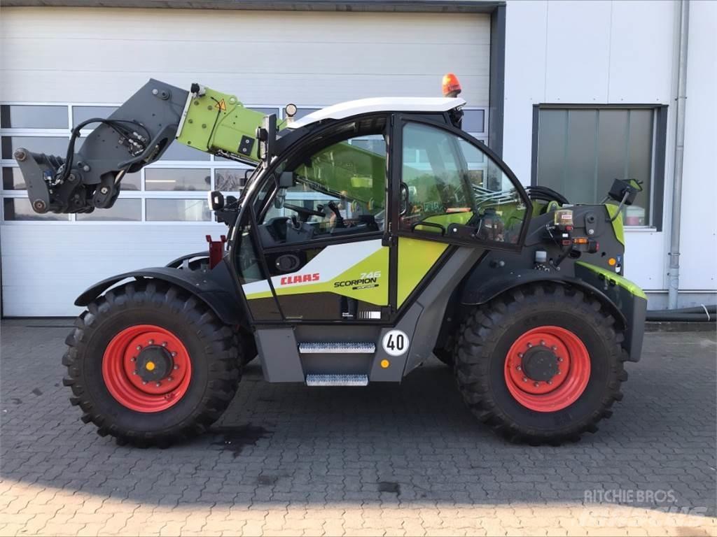 Liebherr T46-7S 텔러 핸들러