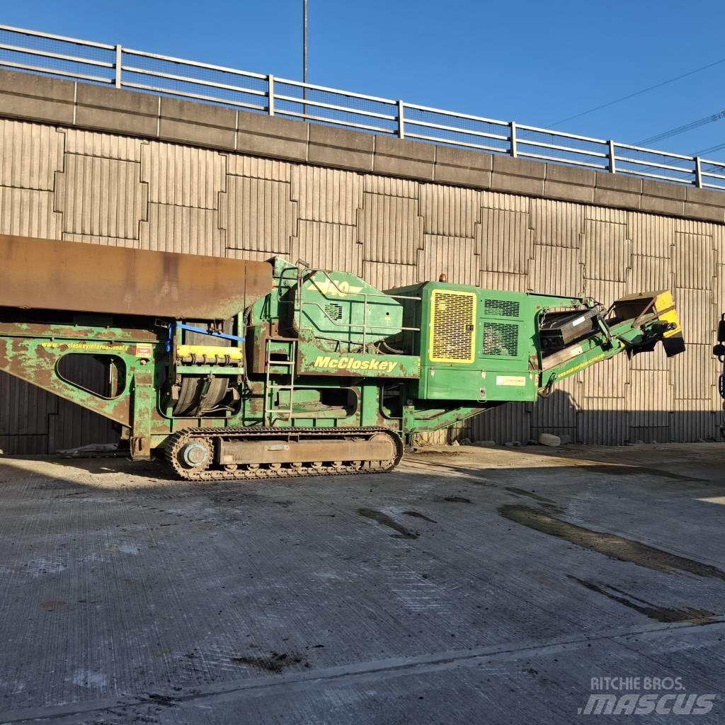 McCloskey J40 이동식 분쇄기