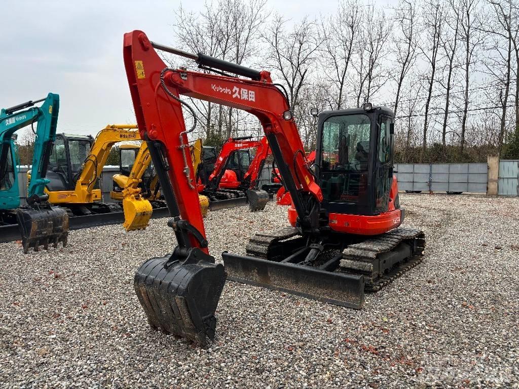 Kubota KX 057 소형 굴삭기 7톤 미만