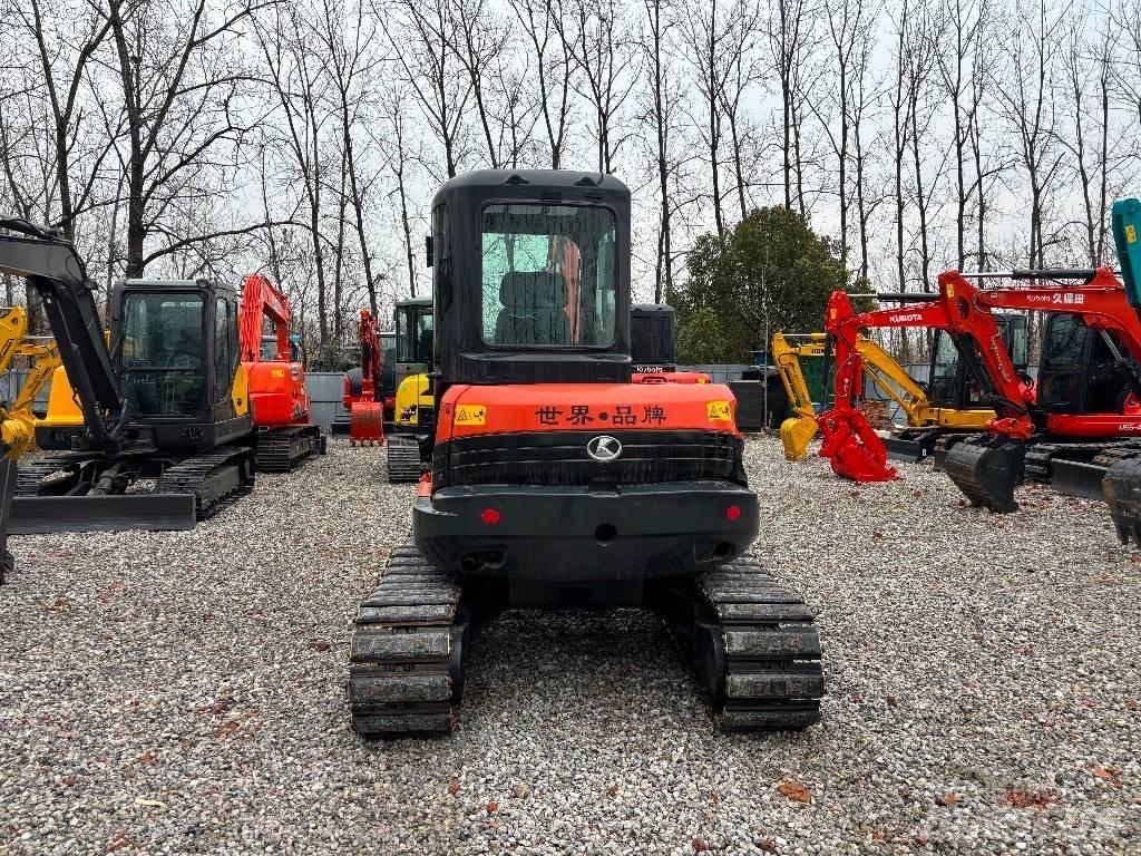 Kubota KX 057 소형 굴삭기 7톤 미만
