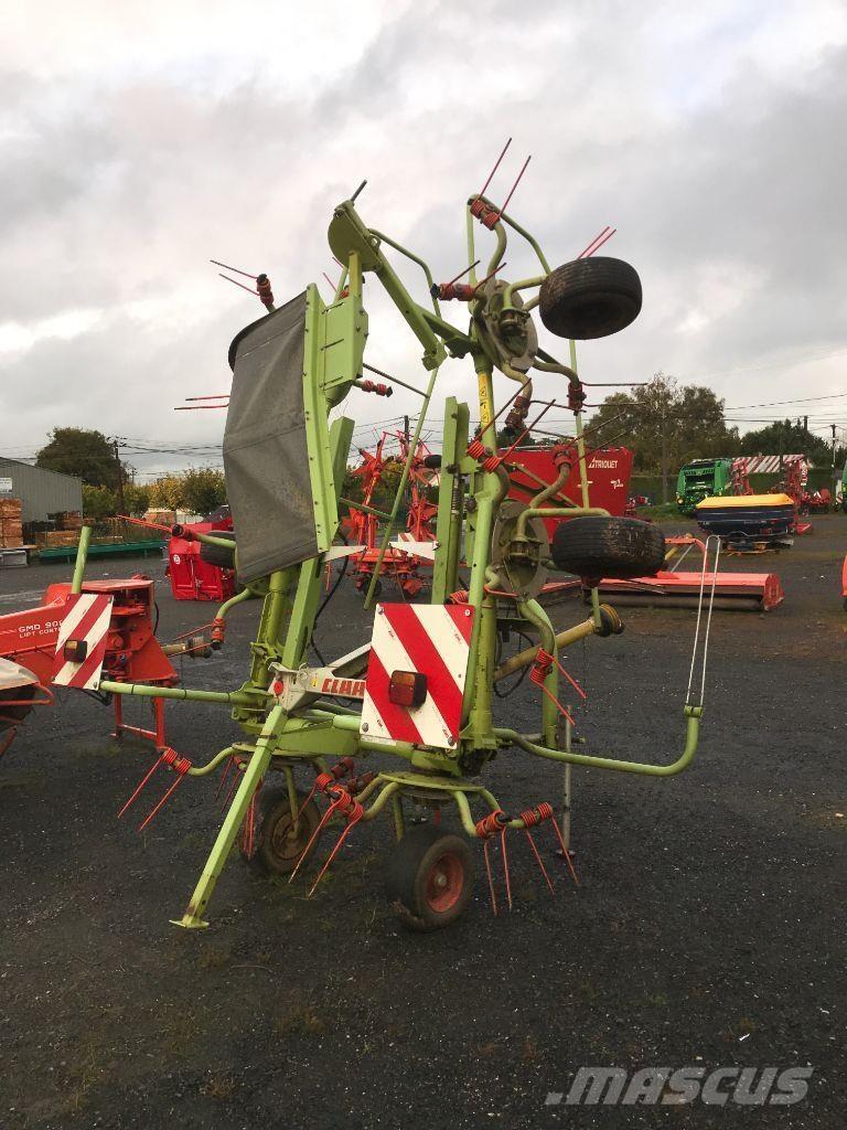 CLAAS Volto 58 갈퀴 및 테더