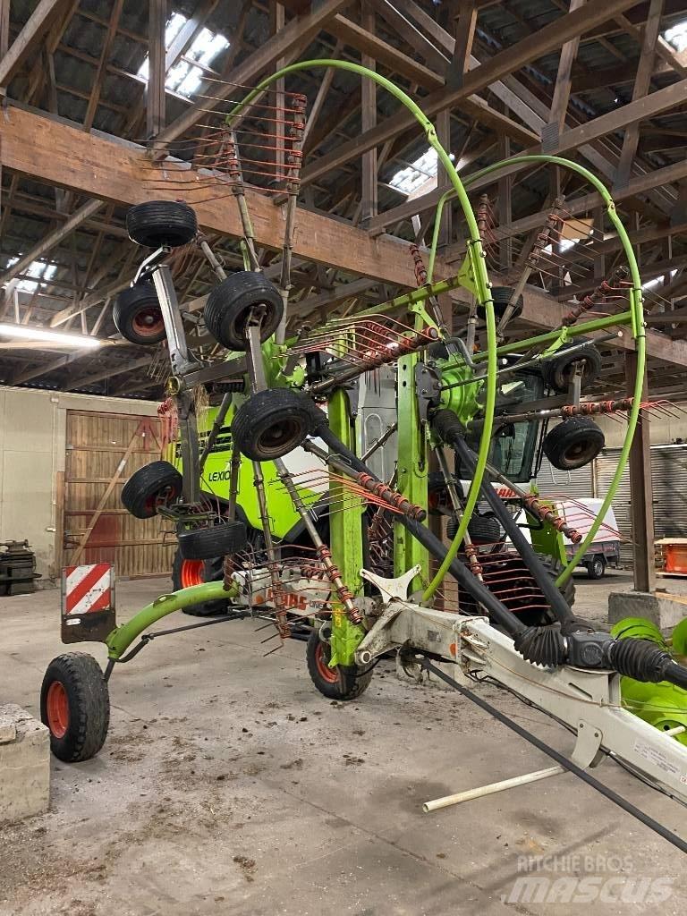 CLAAS Liner 2700 윈드로어