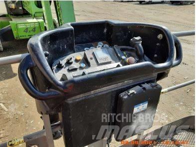 Niftylift HR 28 관절형 전동이동 리프트