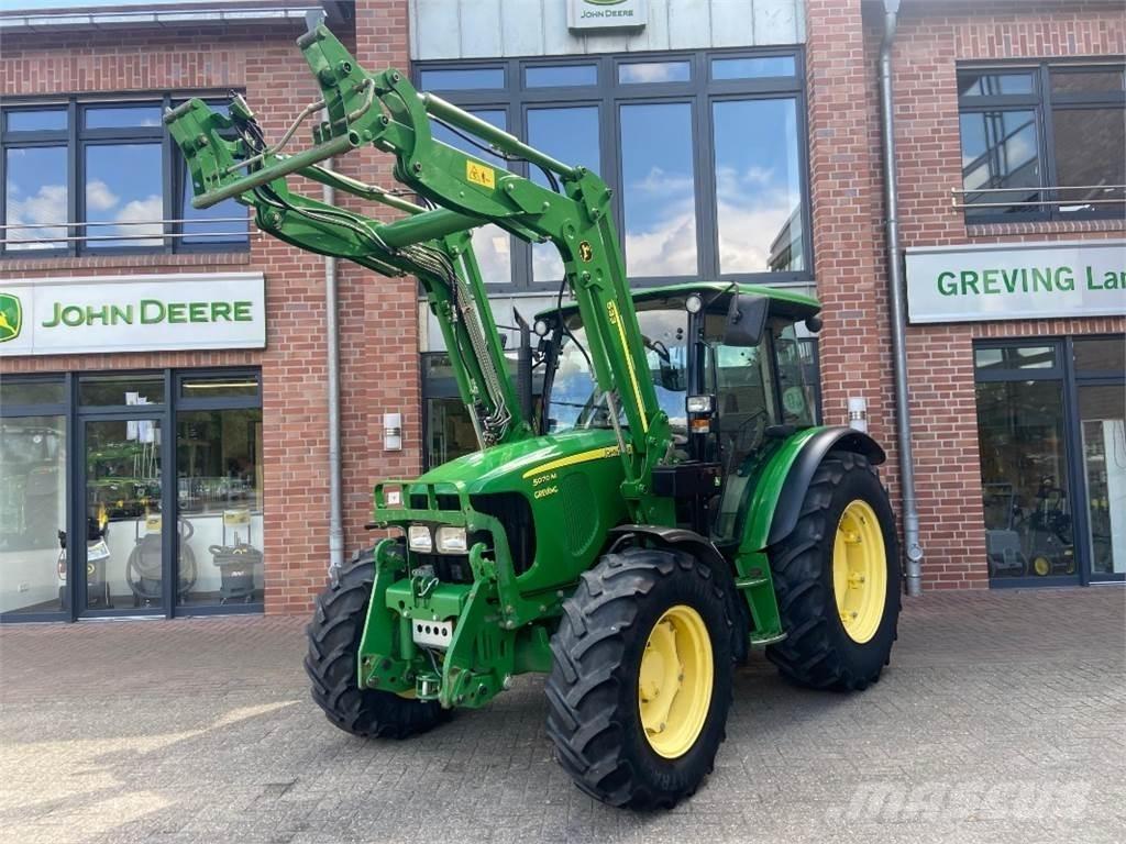 John Deere 5070M 트랙터