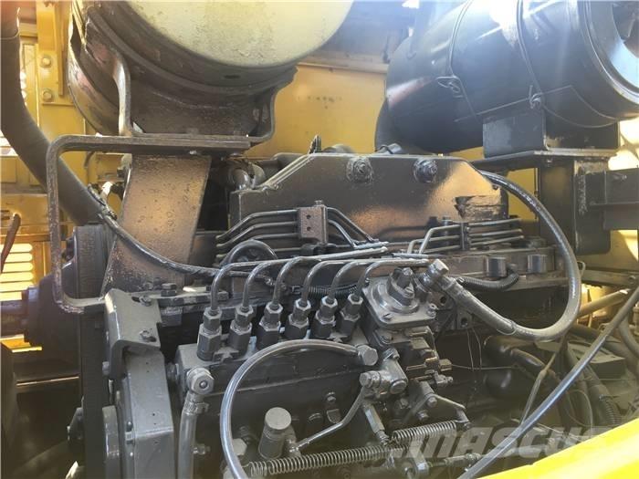 Komatsu WA 320-3  휠로우더