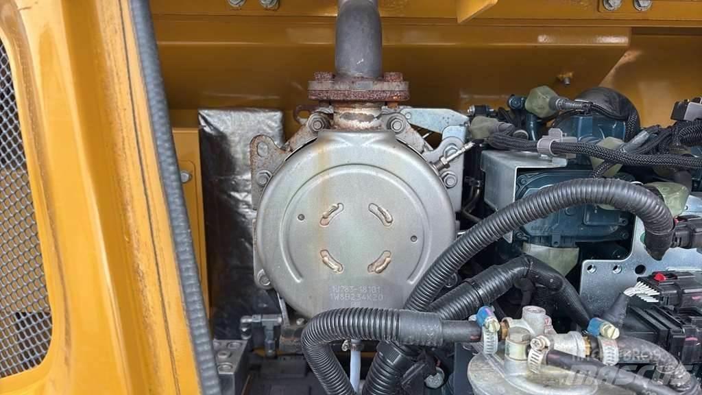 XCMG XE80E 소형 굴삭기 7톤 미만