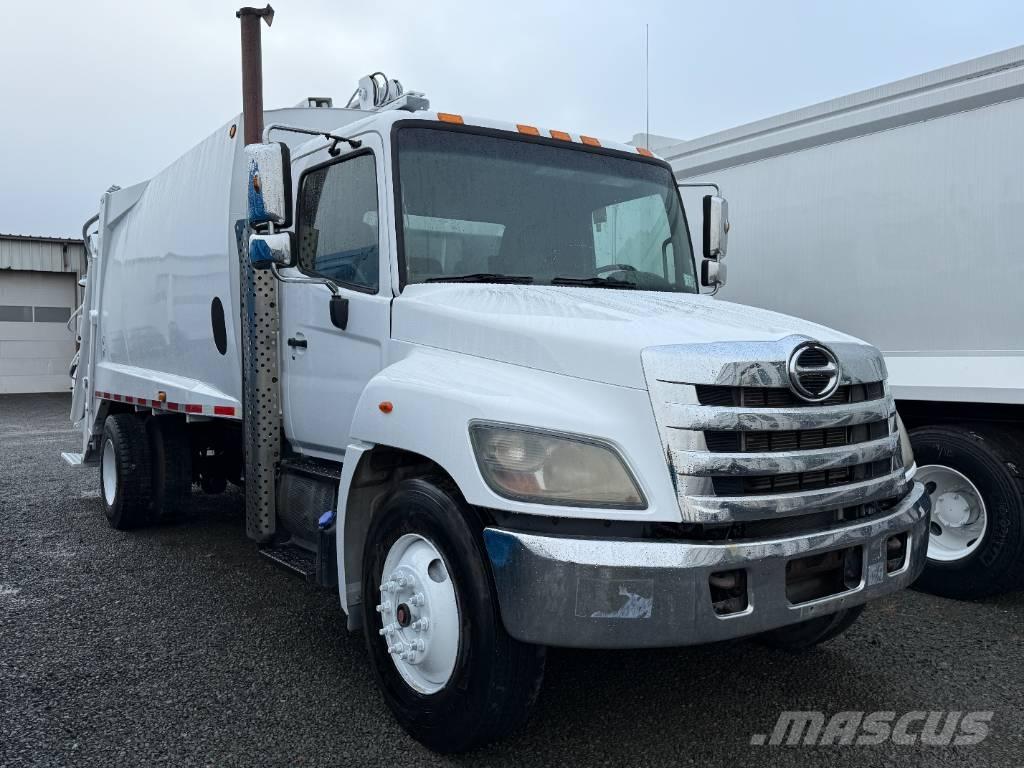 Hino 338 폐기물 수거 트럭