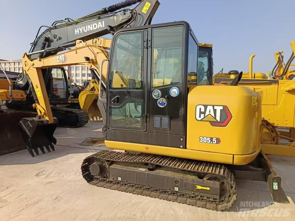 CAT 305.5 소형 굴삭기 7톤 미만