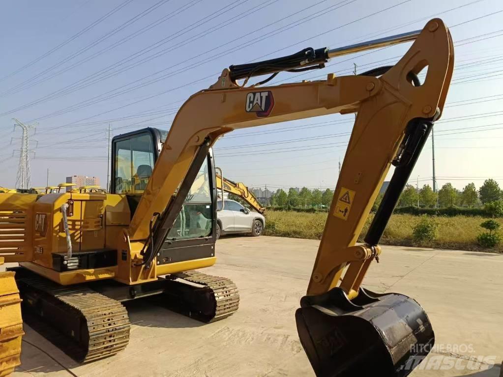 CAT 305.5 소형 굴삭기 7톤 미만