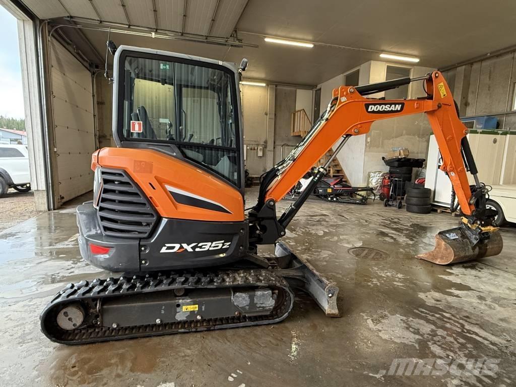 Develon DX 35 Z 소형 굴삭기 7톤 미만