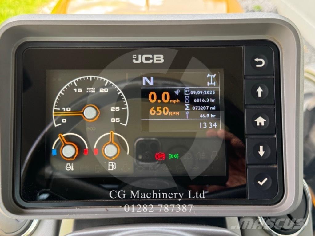 JCB Fastrac 4220 트랙터