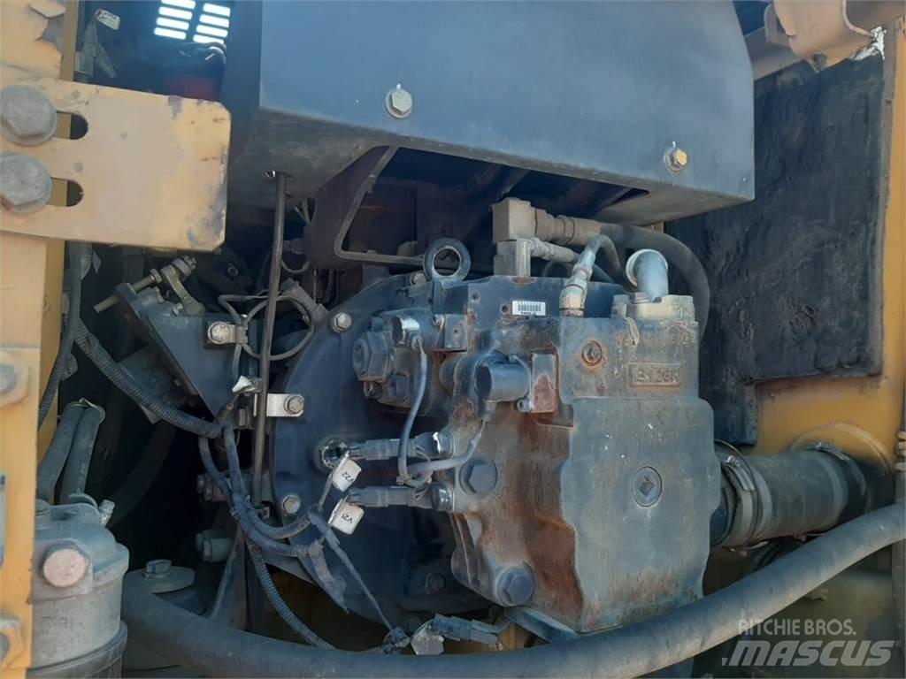 Komatsu PW180-7  휠 굴삭기