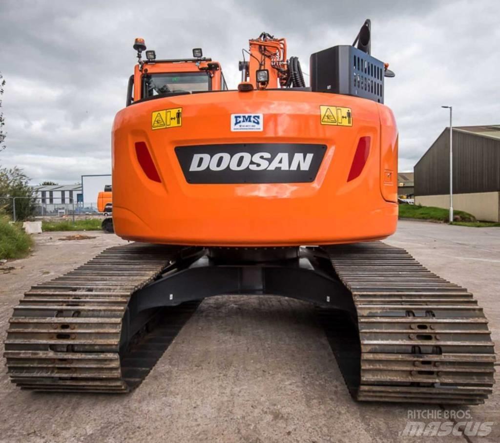 Doosan DX 235 LCR-5 대형 굴삭기 29톤 이상