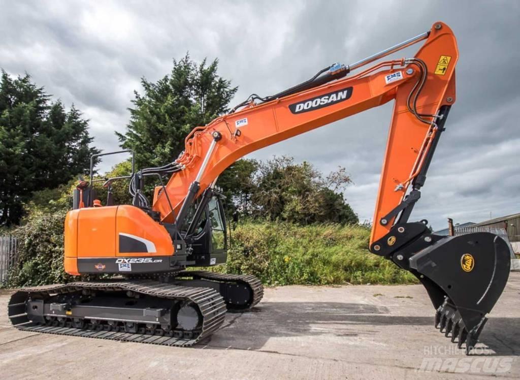 Doosan DX 235 LCR-5 대형 굴삭기 29톤 이상