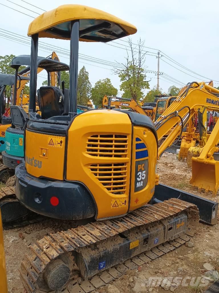 Komatsu PC 35 대형 굴삭기 29톤 이상