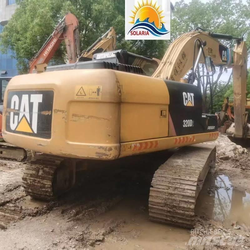 CAT 320 D2 대형 굴삭기 29톤 이상