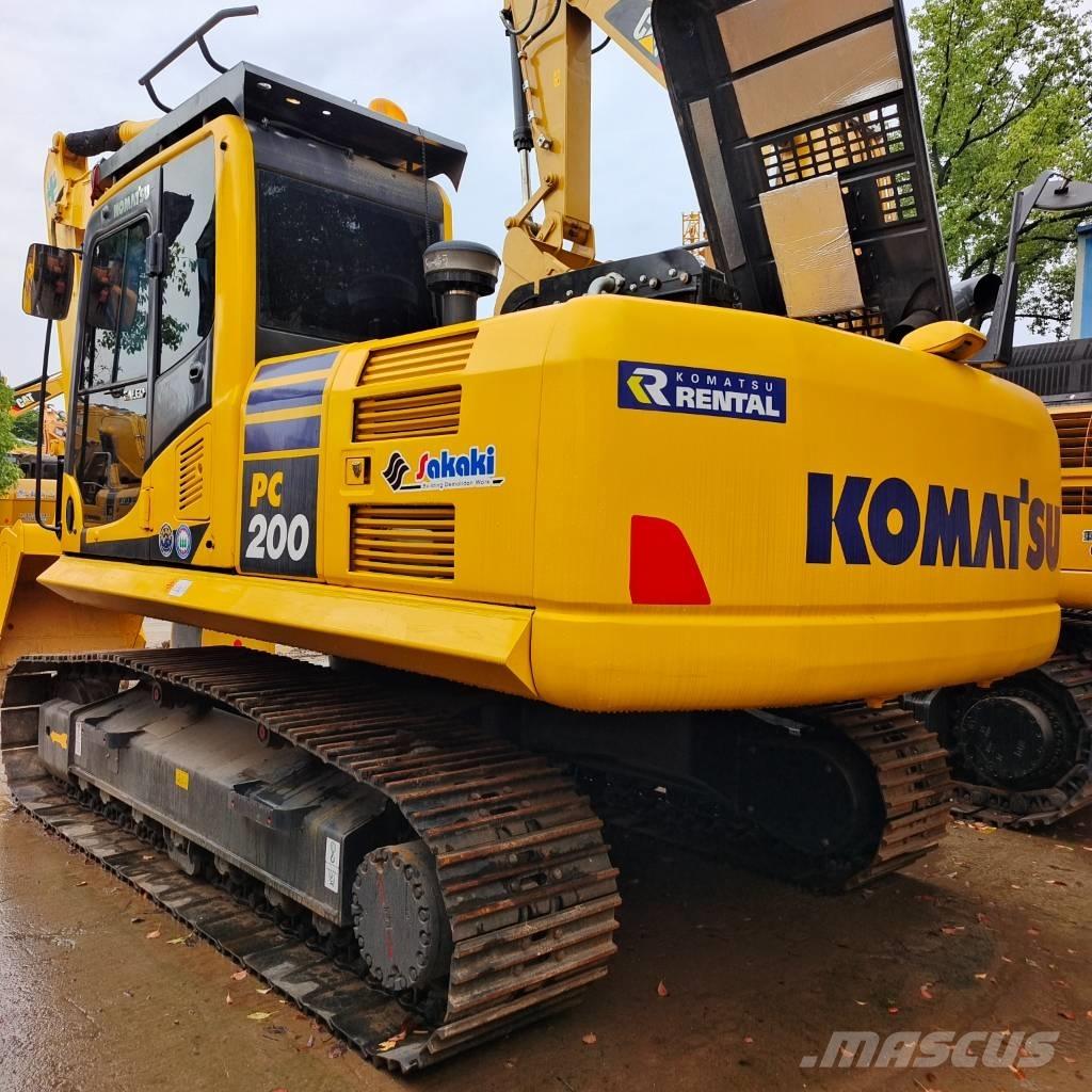 Komatsu PC 200 대형 굴삭기 29톤 이상