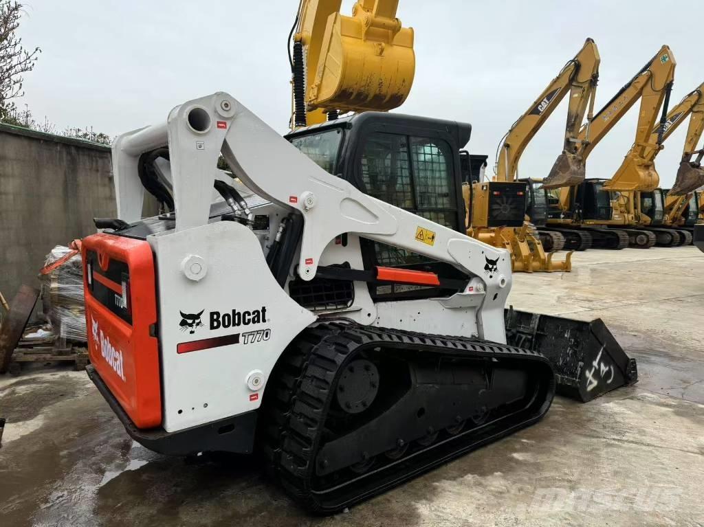 Bobcat T770 궤도식 로우더