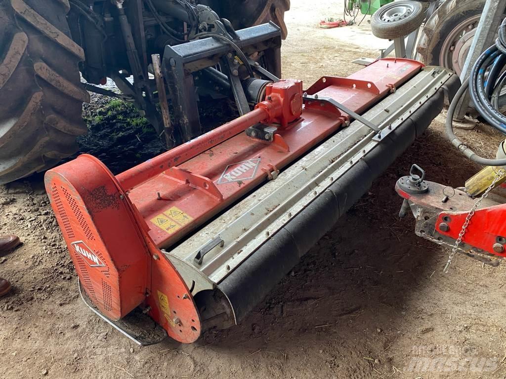 Kuhn BP 305 크러셔