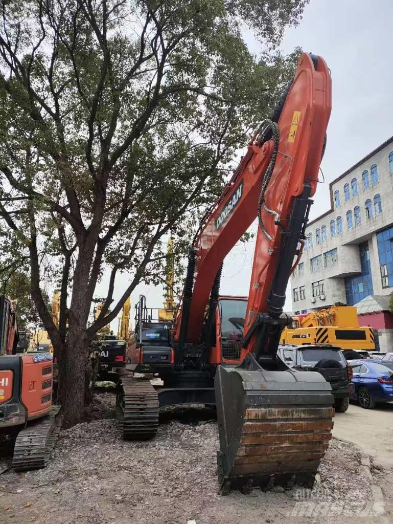 Doosan DX300LC-9c 대형 굴삭기 29톤 이상