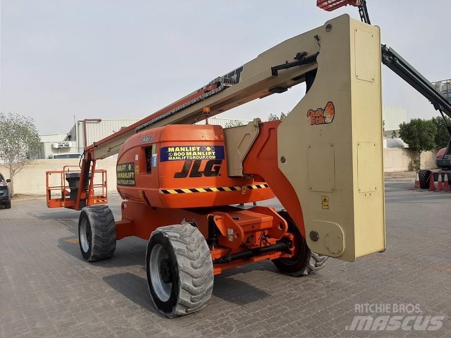 JLG 800AJ 관절형 전동이동 리프트