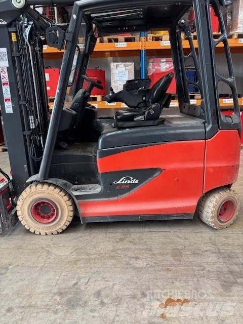 Linde E25/600HL 전동 지게차