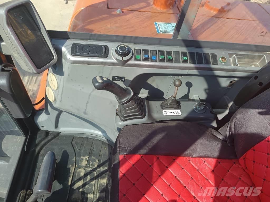 Doosan DX60-9C 대형 굴삭기 29톤 이상