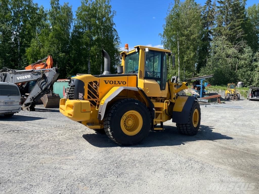 Volvo L 90 F  휠로우더