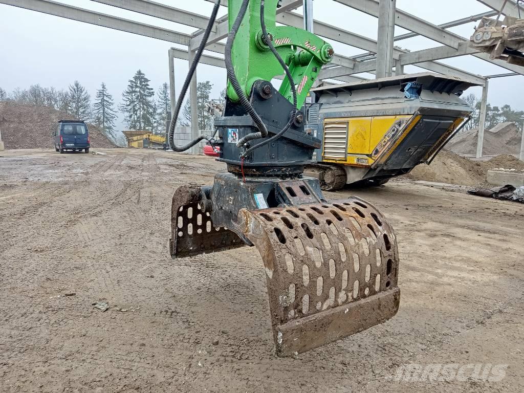 Sennebogen 818E 폐기물/산업 처리기