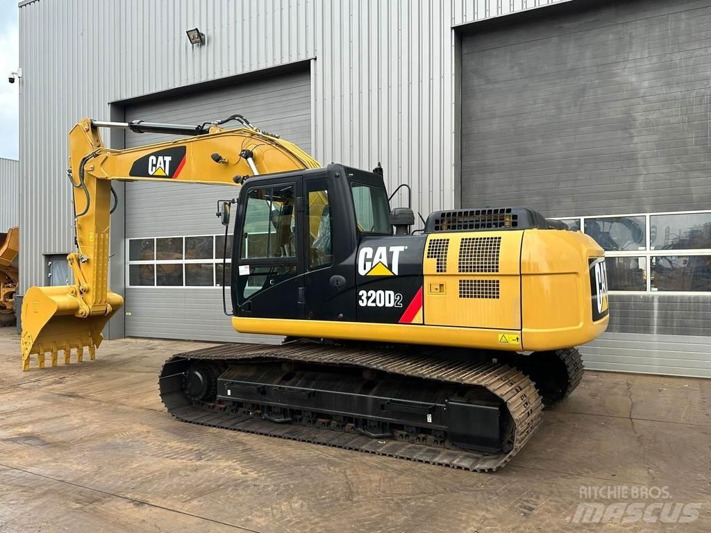 CAT 320D2 대형 굴삭기 29톤 이상