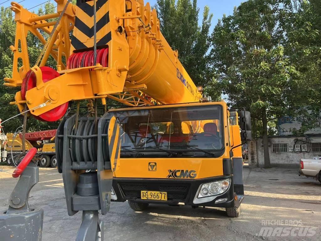 XCMG QY70K-II A/T 크레인