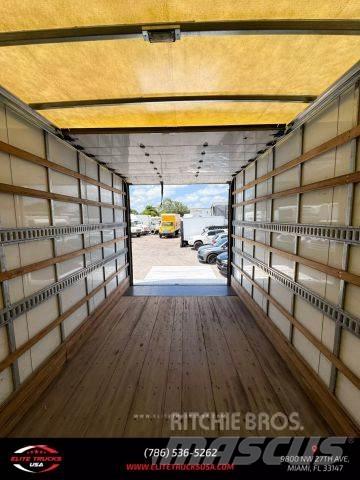 Freightliner M2 기타 트럭