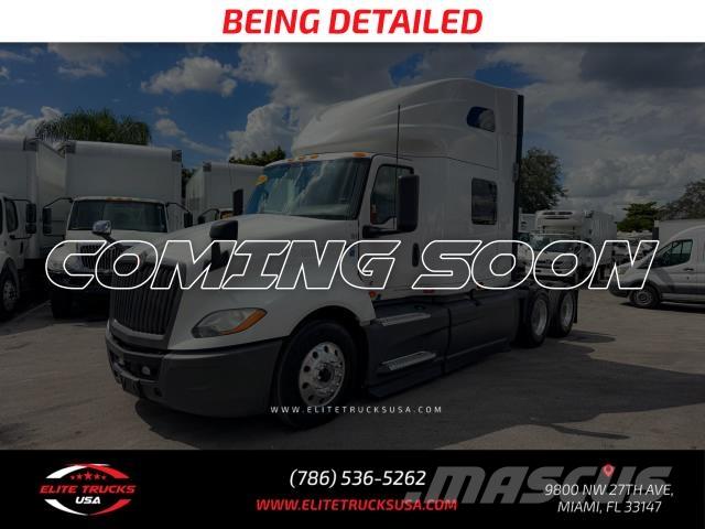 International LT 기타 트럭