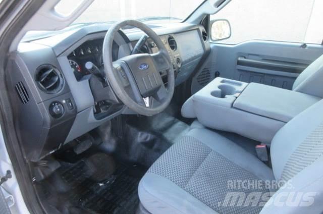 Ford F350 회수 차량