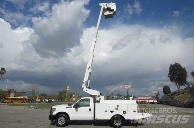 Ford F350 회수 차량