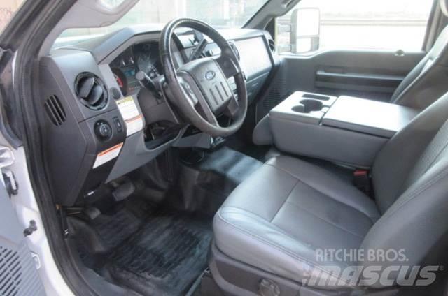 Ford F450 트럭 탑재 고소작업대
