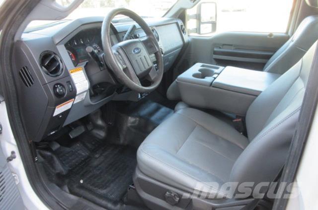 Ford F450 회수 차량