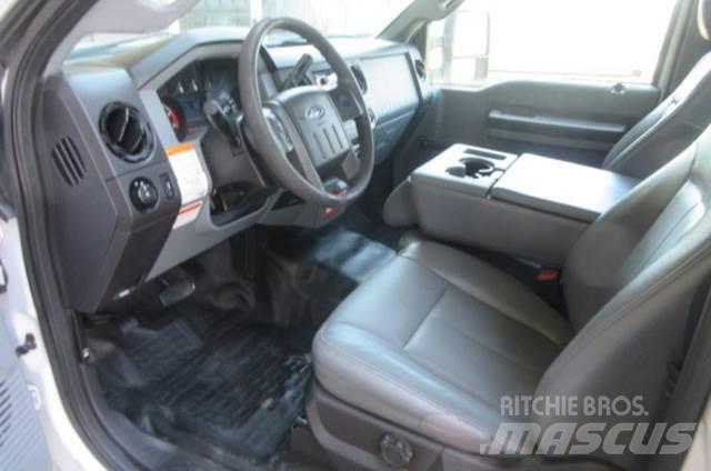Ford F450 트럭 탑재 고소작업대