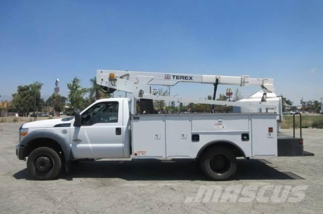 Ford F450 회수 차량