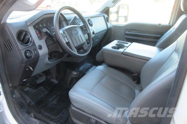 Ford F550 회수 차량