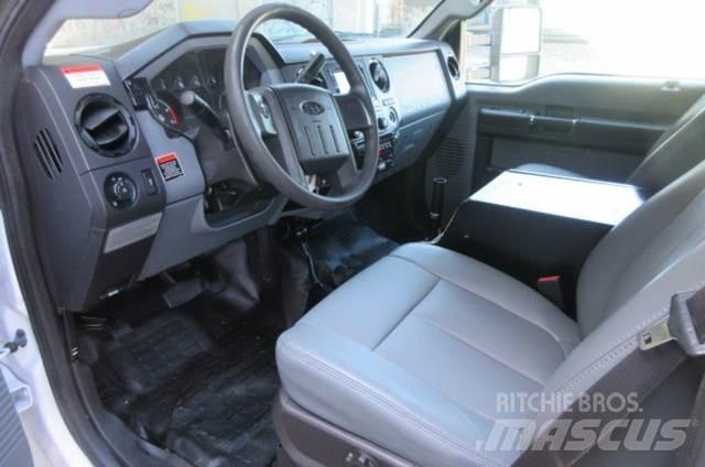 Ford F550 회수 차량