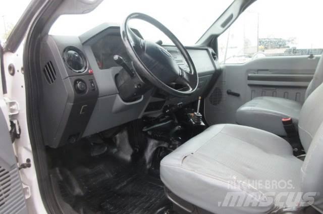 Ford F650 회수 차량