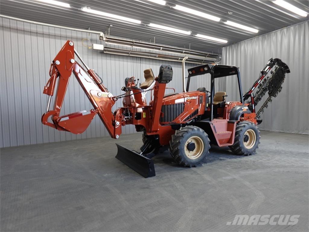 Ditch Witch RT100 트렌처