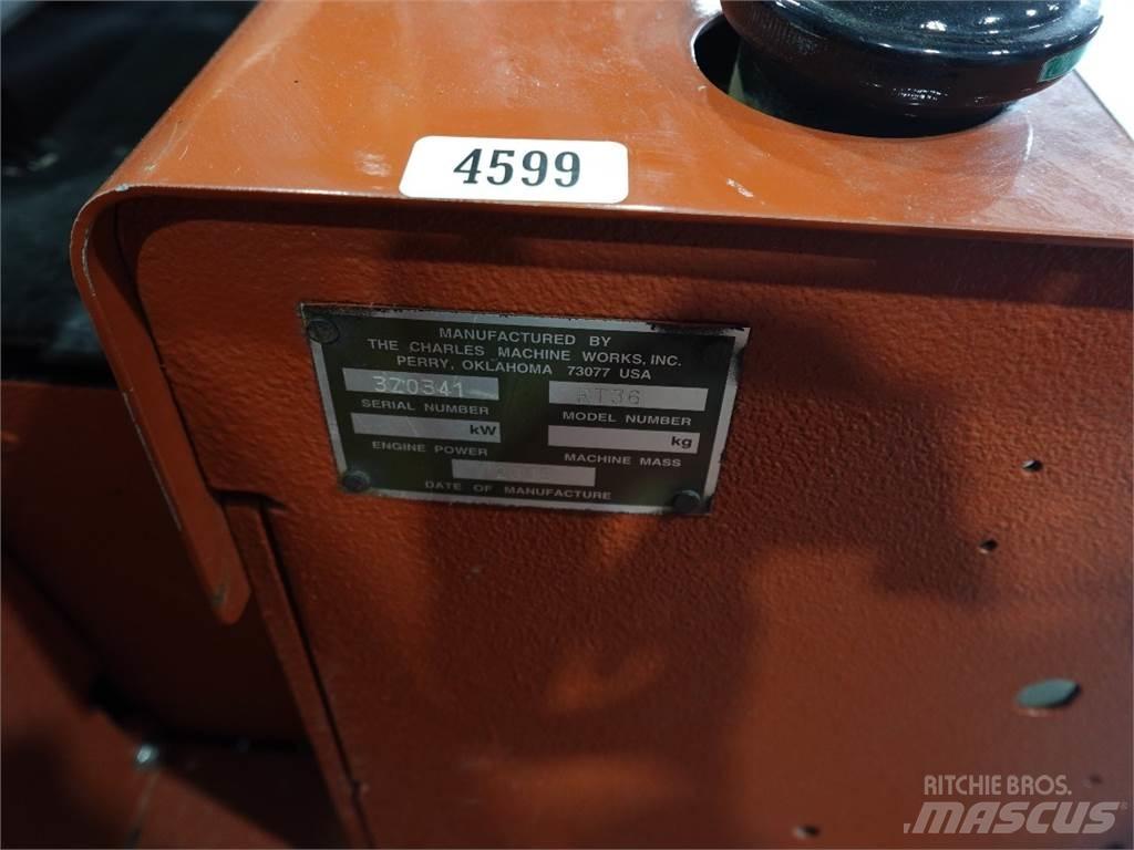 Ditch Witch RT36 트렌처