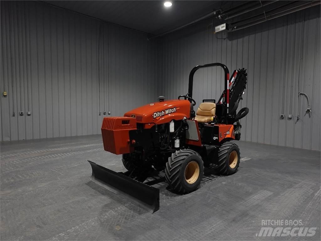 Ditch Witch rt45 트렌처