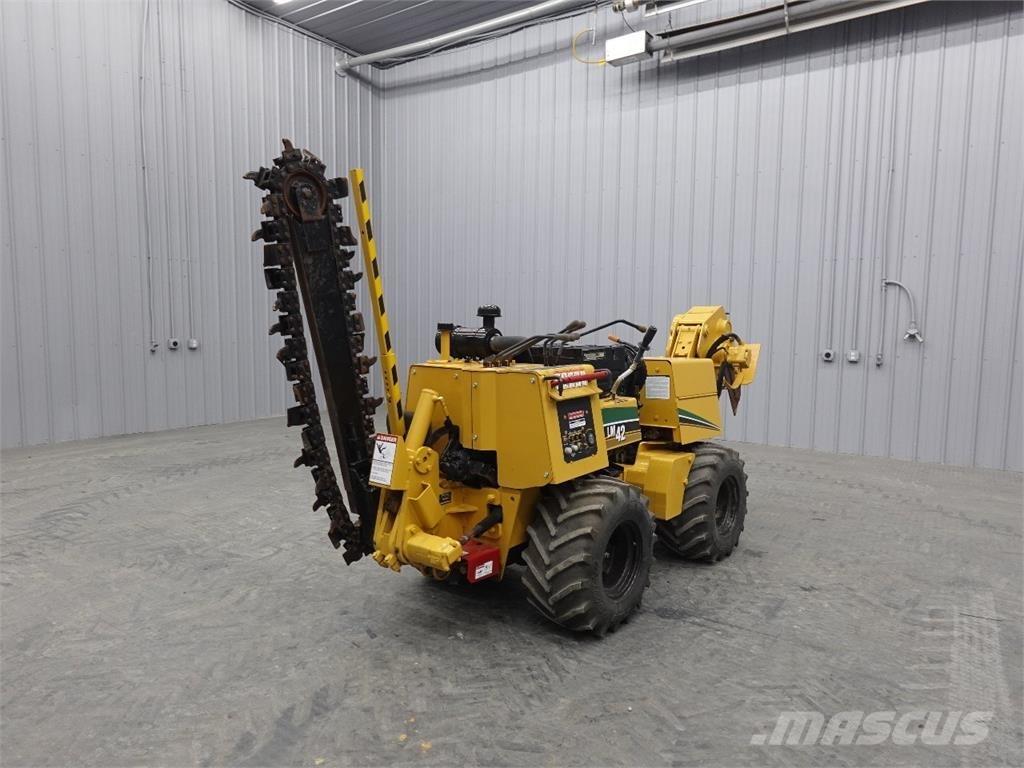 Vermeer LM42 트렌처