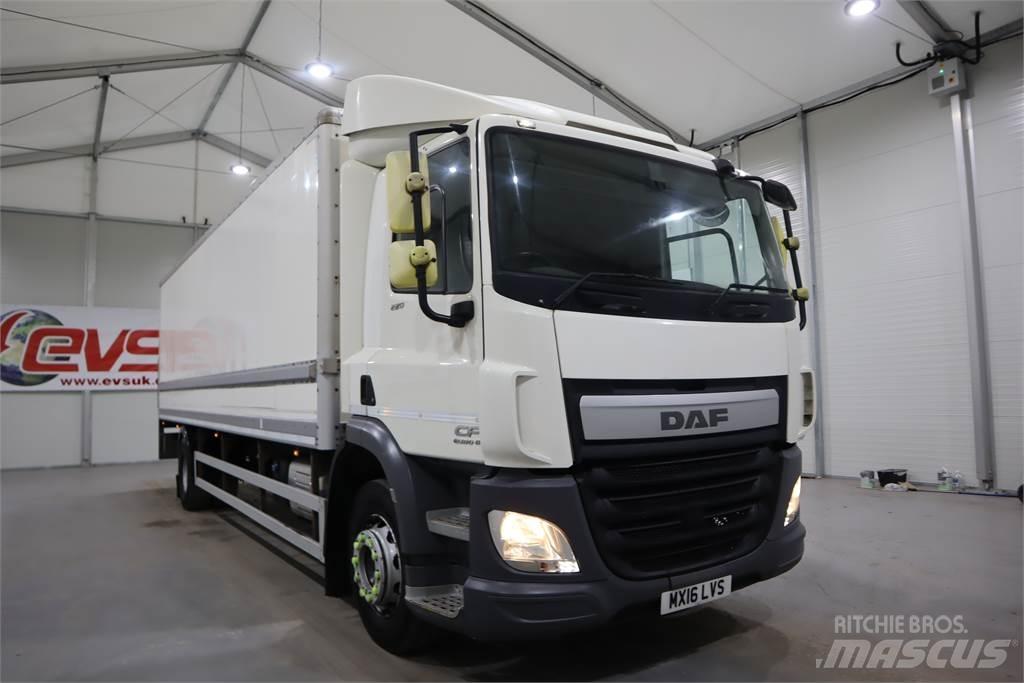 DAF CF220 탑차 트럭