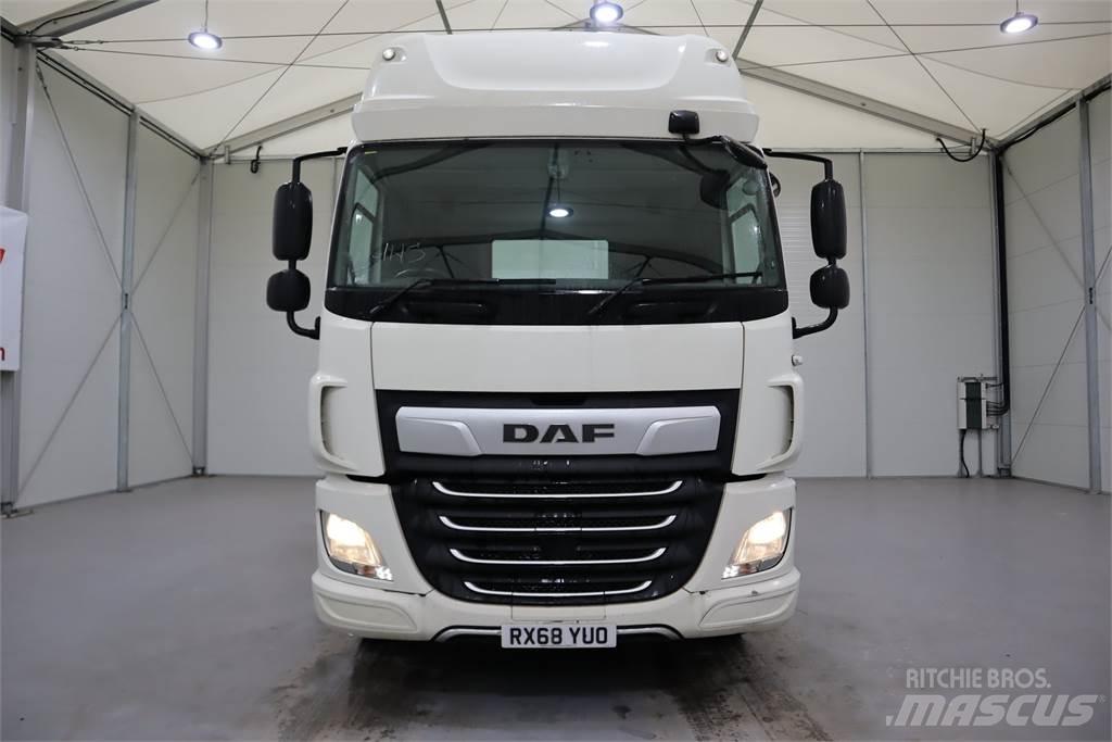 DAF CF450 트랙터 유닛