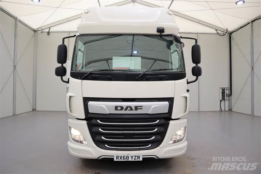 DAF CF450 트랙터 유닛