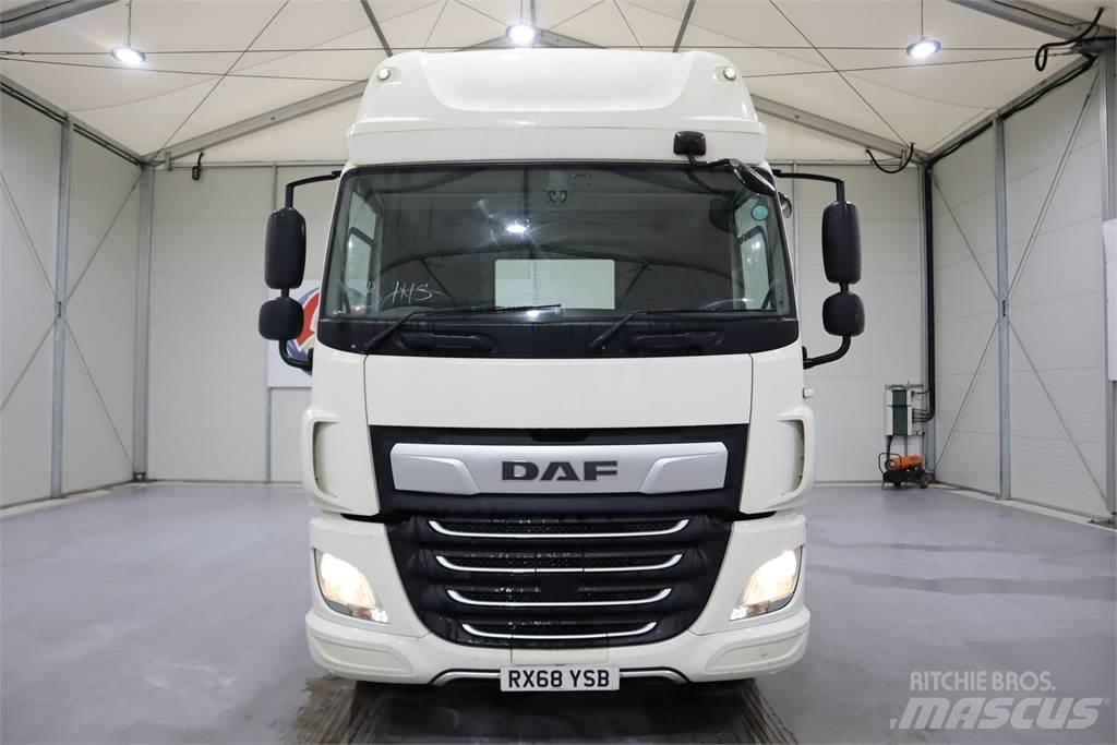 DAF CF450 트랙터 유닛